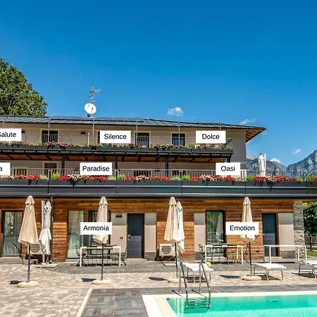 Emotion Mit Terrasse Am * Dascio
